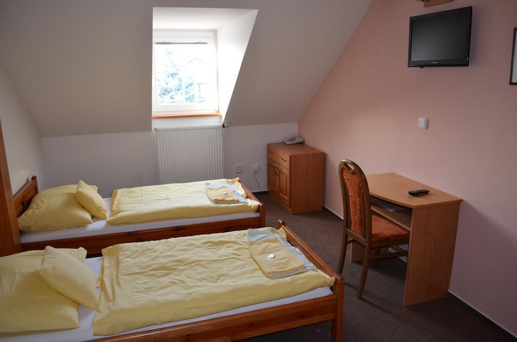 Hotel Na Statku Neprevazka Habitación foto